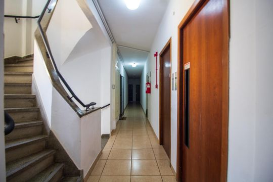 Hall de apartamento para alugar com 2 quartos, 52m² em Centro Histórico, Porto Alegre