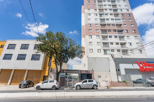 Fachada de apartamento para alugar com 2 quartos, 56m² em Taboão, São Bernardo do Campo