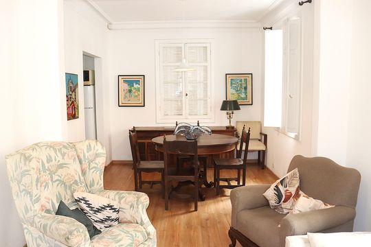 Sala de casa para alugar com 2 quartos, 180m² em Bela Vista, São Paulo