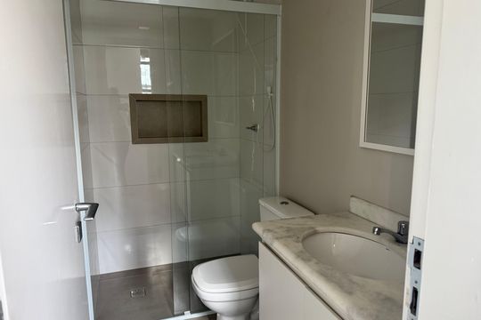 Banheiro Social de apartamento para alugar com 3 quartos, 170m² em Morumbi, São Paulo