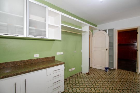 Cozinha de casa à venda com 4 quartos, 875m² em Vila Madalena, São Paulo