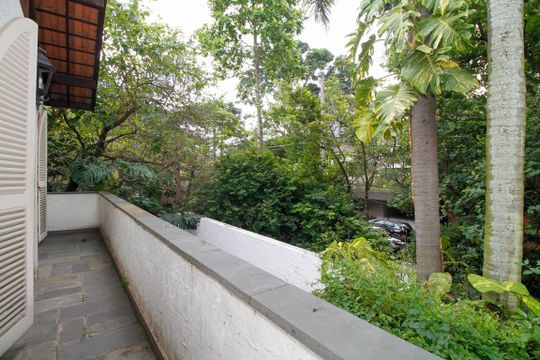 Varanda do Quarto 1 e 2 de casa à venda com 4 quartos, 875m² em Vila Madalena, São Paulo