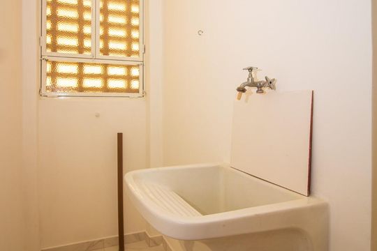 Área de Serviço de apartamento para alugar com 2 quartos, 70m² em Auxiliadora, Porto Alegre