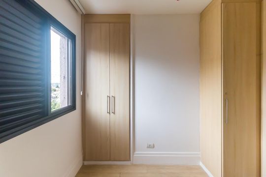 Quarto 1 de apartamento para alugar com 2 quartos, 67m² em Vila Oliveira, Mogi das Cruzes