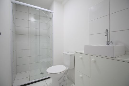Banheiro de apartamento para alugar com 2 quartos, 36m² em Vila Andrade, São Paulo