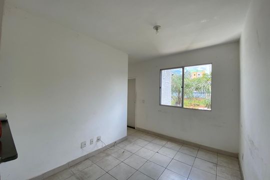 Sala de apartamento à venda com 2 quartos, 60m² em Angola, Betim