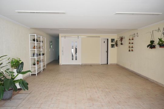 Garagem de casa à venda com 4 quartos, 400m² em Chácara Inglesa, São Paulo