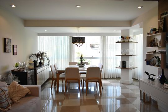 Casa à venda com 4 quartos, 400m² em Chácara Inglesa, São Paulo