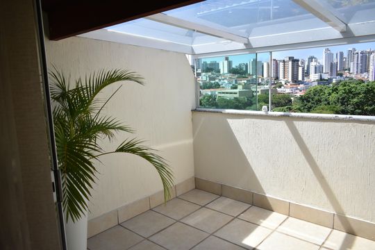 Sacada academia de casa à venda com 4 quartos, 400m² em Chácara Inglesa, São Paulo