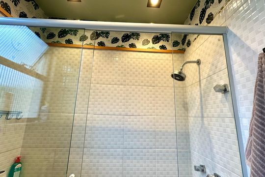 Banheiro Social de apartamento à venda com 2 quartos, 67m² em Jardim Botânico, Rio de Janeiro