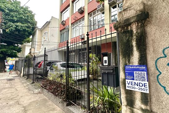 Placa de apartamento à venda com 2 quartos, 67m² em Jardim Botânico, Rio de Janeiro