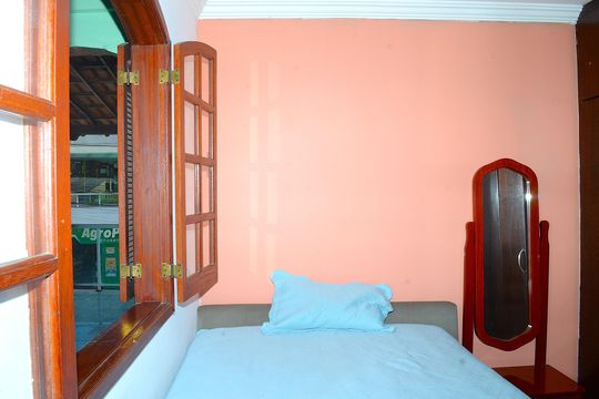 Quarto 1 de casa à venda com 1 quarto, 220m² em Goiânia, Belo Horizonte
