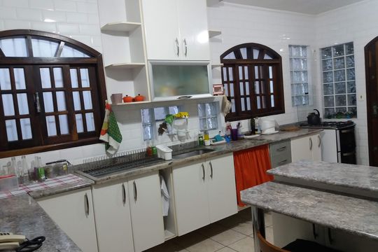 Casa à venda com 4 quartos, 172m² em Tremembé, São Paulo