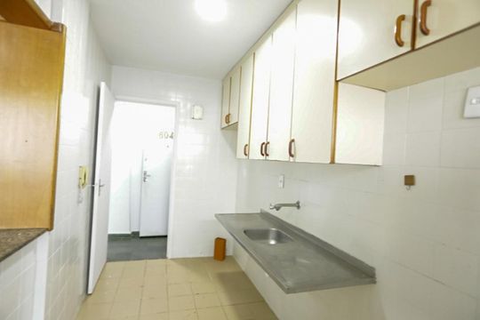 Apartamento para alugar com 2 quartos, 68m² em Setor Bueno, Goiânia