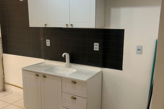 Cozinha de apartamento para alugar com 2 quartos, 50m² em Roselândia, Cotia