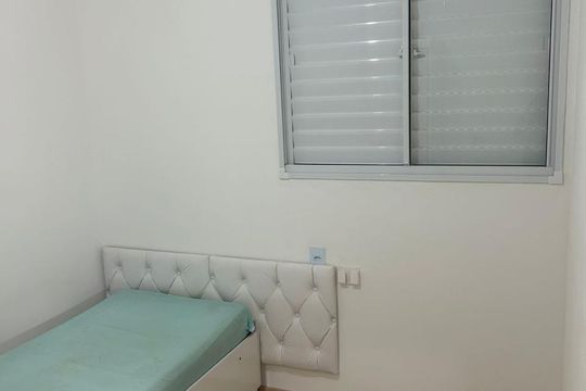 Quarto de apartamento para alugar com 2 quartos, 50m² em Roselândia, Cotia