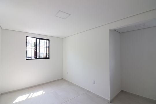 Quarto  de kitnet/studio para alugar com 1 quarto, 34m² em Jardim do Mar, São Bernardo do Campo