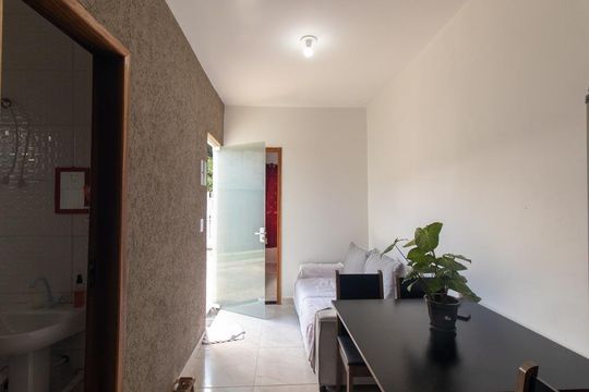 Sala/Cozinha de casa à venda com 2 quartos, 33m² em Campo de Santana, Curitiba