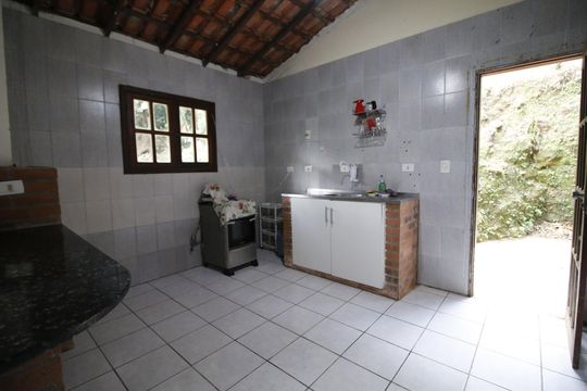 Cozinha de casa de condomínio à venda com 2 quartos, 3000m² em Jacarepaguá, Rio de Janeiro