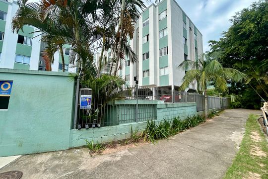 Fachada de apartamento para alugar com 2 quartos, 52m² em Itacorubi, Florianópolis