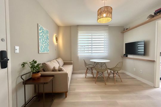 Sala de apartamento para alugar com 2 quartos, 52m² em Itacorubi, Florianópolis
