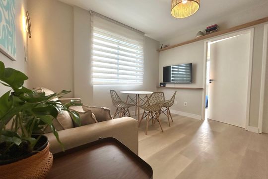 Sala de apartamento para alugar com 2 quartos, 52m² em Itacorubi, Florianópolis