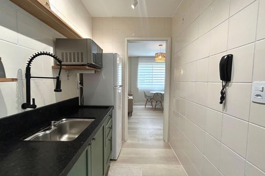 Cozinha de apartamento para alugar com 2 quartos, 52m² em Itacorubi, Florianópolis