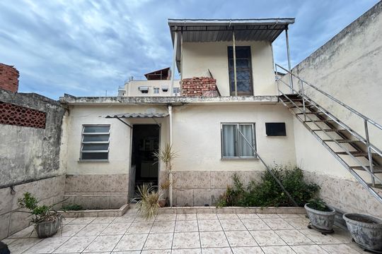 Fachada casa 2 de casa à venda com 3 quartos, 204m² em Engenho de Dentro, Rio de Janeiro