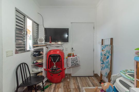 Quarto de Serviço de casa para alugar com 3 quartos, 600m² em Vila das Belezas, São Paulo