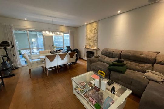 Casa de Condomínio para alugar com 3 quartos, 173m² em Jardim Passargada I, Cotia