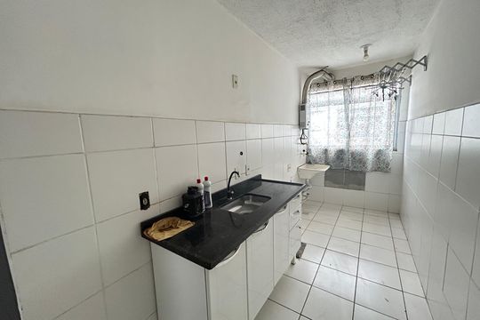 Cozinha de apartamento para alugar com 2 quartos, 45m² em Pavuna, Nilópolis