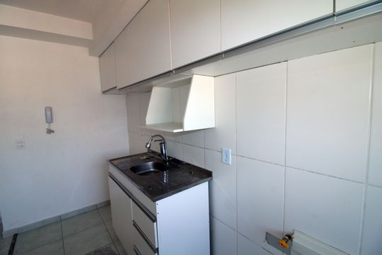 Cozinha de apartamento à venda com 2 quartos, 43m² em Vaz Lobo, Rio de Janeiro