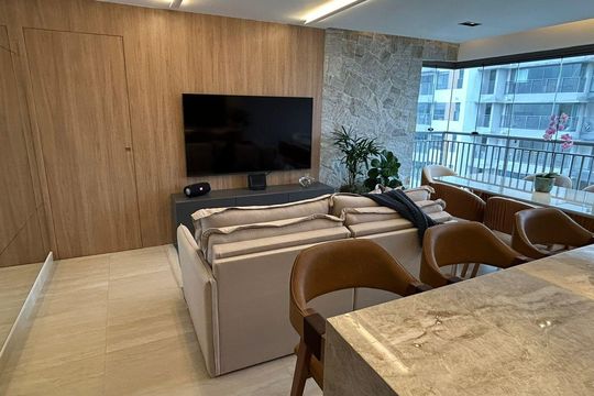 Sala de apartamento à venda com 3 quartos, 79m² em Vila Dom Pedro I, São Paulo