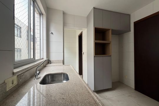 Apartamento para alugar com 4 quartos, 184m² em Dona Clara, Belo Horizonte