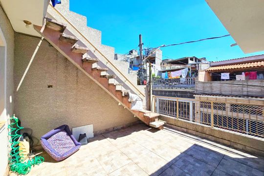 Área comum de casa à venda com 3 quartos, 108m² em Jardim Leda, Guarulhos
