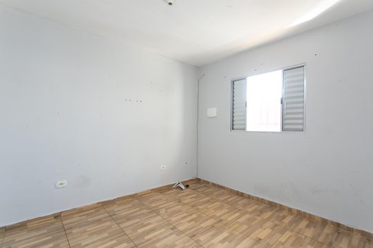 Quarto de casa para alugar com 1 quarto, 63m² em Jardim Moreno, São Paulo