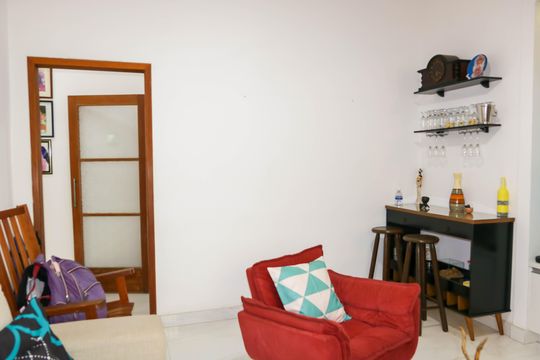 Sala de casa de condomínio à venda com 2 quartos, 87m² em Quintino Bocaiúva, Rio de Janeiro