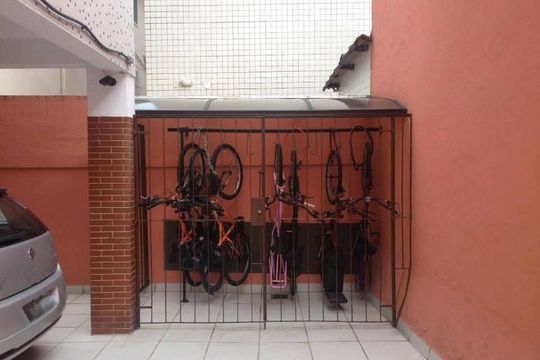 Garagem de apartamento para alugar com 1 quarto, 60m² em Vila Valenca, São Vicente