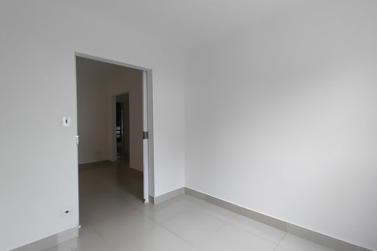 Quarto 2 de apartamento para alugar com 3 quartos, 90m² em Osvaldo Rezende, Uberlândia