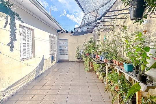 Área externa de casa à venda com 2 quartos, 216m² em Vila Carrão, São Paulo