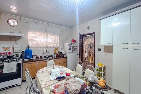 Cozinha de casa à venda com 2 quartos, 216m² em Vila Carrão, São Paulo