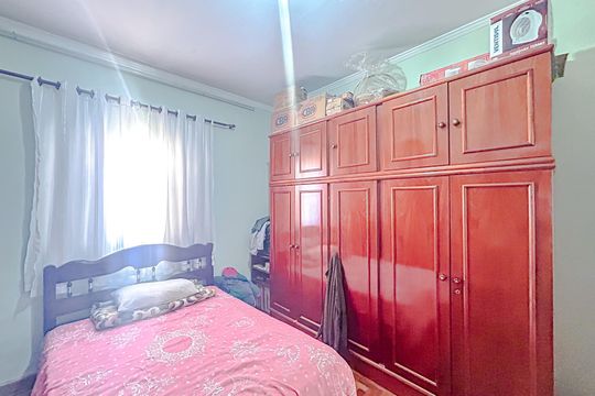Quarto 1 de casa à venda com 2 quartos, 216m² em Vila Carrão, São Paulo