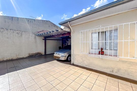 Garagem de casa à venda com 2 quartos, 216m² em Vila Carrão, São Paulo
