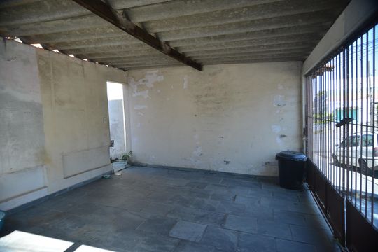 Garagem de casa à venda com 4 quartos, 161m² em Vila Bela Vista, Santo André