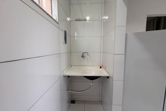 Área de serviço de kitnet/studio para alugar com 1 quarto, 25m² em Santa Marta, Ribeirão das Neves