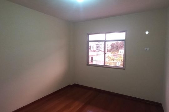 Quarto de apartamento à venda com 2 quartos, 86m² em Taquara, Rio de Janeiro