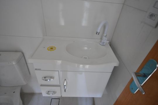 Banheiro de apartamento para alugar com 2 quartos, 65m² em Vila Nivi, São Paulo