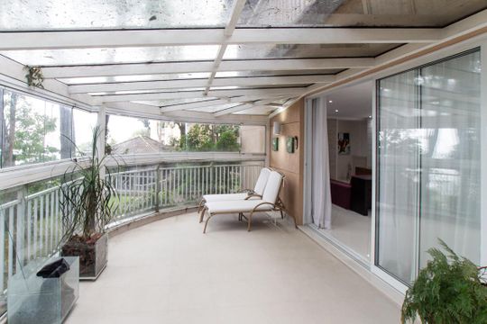 Sala - Varanda de casa de condomínio para alugar com 3 quartos, 500m² em Vila Irmaos Arnoni, São Paulo