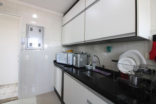 Cozinha de apartamento para alugar com 3 quartos, 72m² em Penha de França, São Paulo