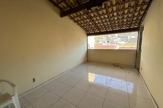 Quarto de casa para alugar com 1 quarto, 63m² em Vila Valqueire, Rio de Janeiro
